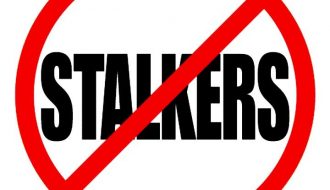 Haters, stalkers e compagnia non bella: breve guida alla difesa  
